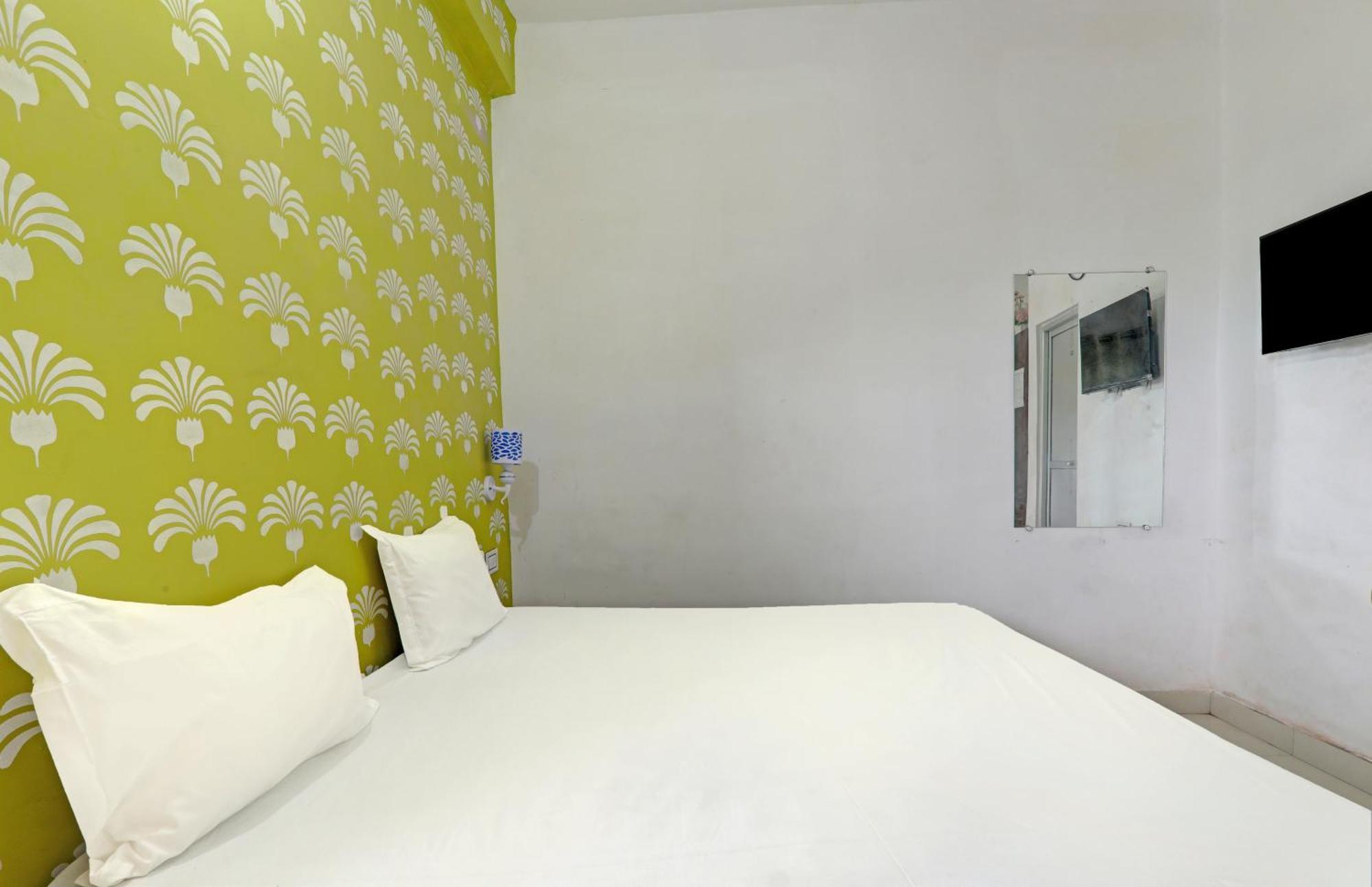 Hotel O Surya Inn Pura Raghunāth エクステリア 写真