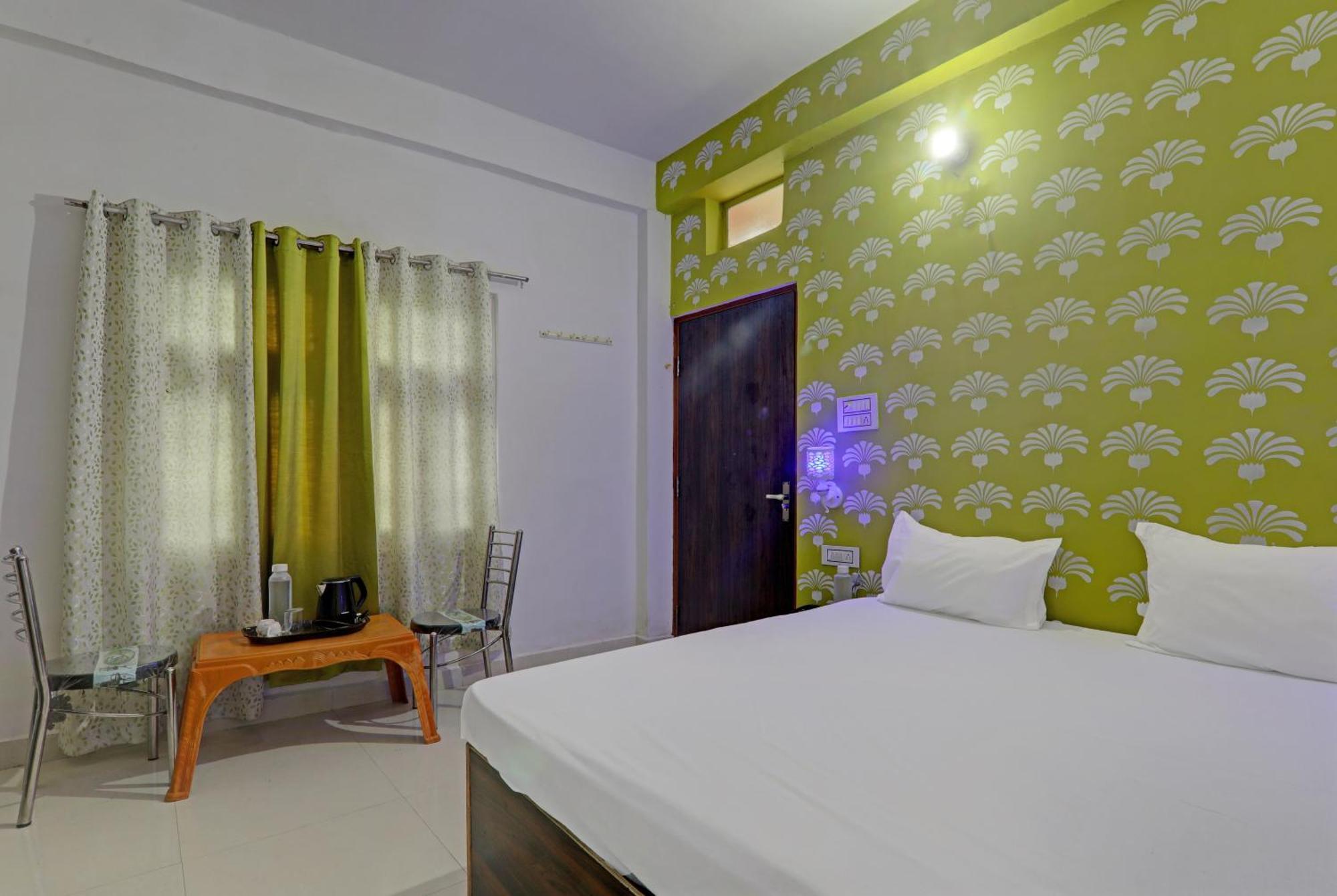 Hotel O Surya Inn Pura Raghunāth エクステリア 写真